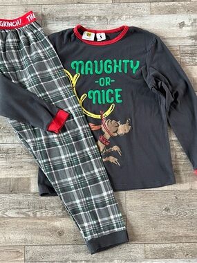 Cotton On X The Grinch Naughty or Nice Pajama Set Size Small